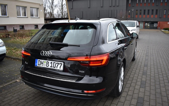 Audi A4 cena 63900 przebieg: 226000, rok produkcji 2016 z Janikowo małe 704